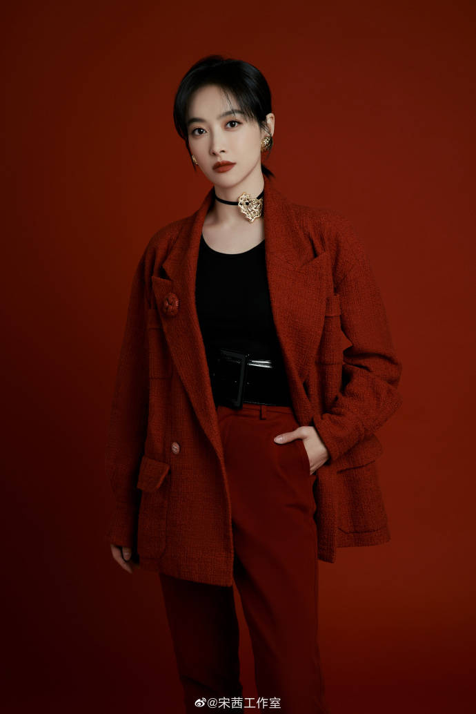 女星宋茜一袭红衣甜美靓丽！雪肤玉貌太美艳撩人 时尚 第9张