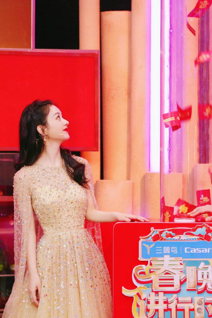 赵丽颖穿公主裙甜美靓丽！雪肤玉貌美得让人窒息 时尚 第3张