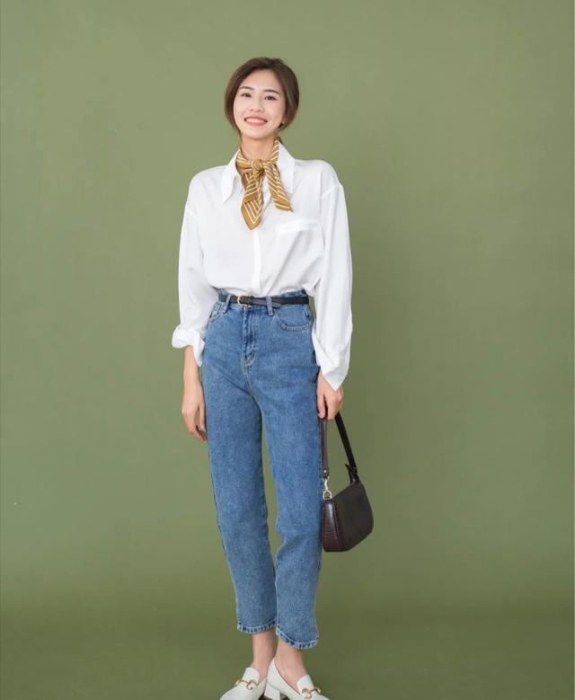 时尚女人穿衣之道：越简越高级，春天有一件百搭白衬衫就够了 穿搭 第5张