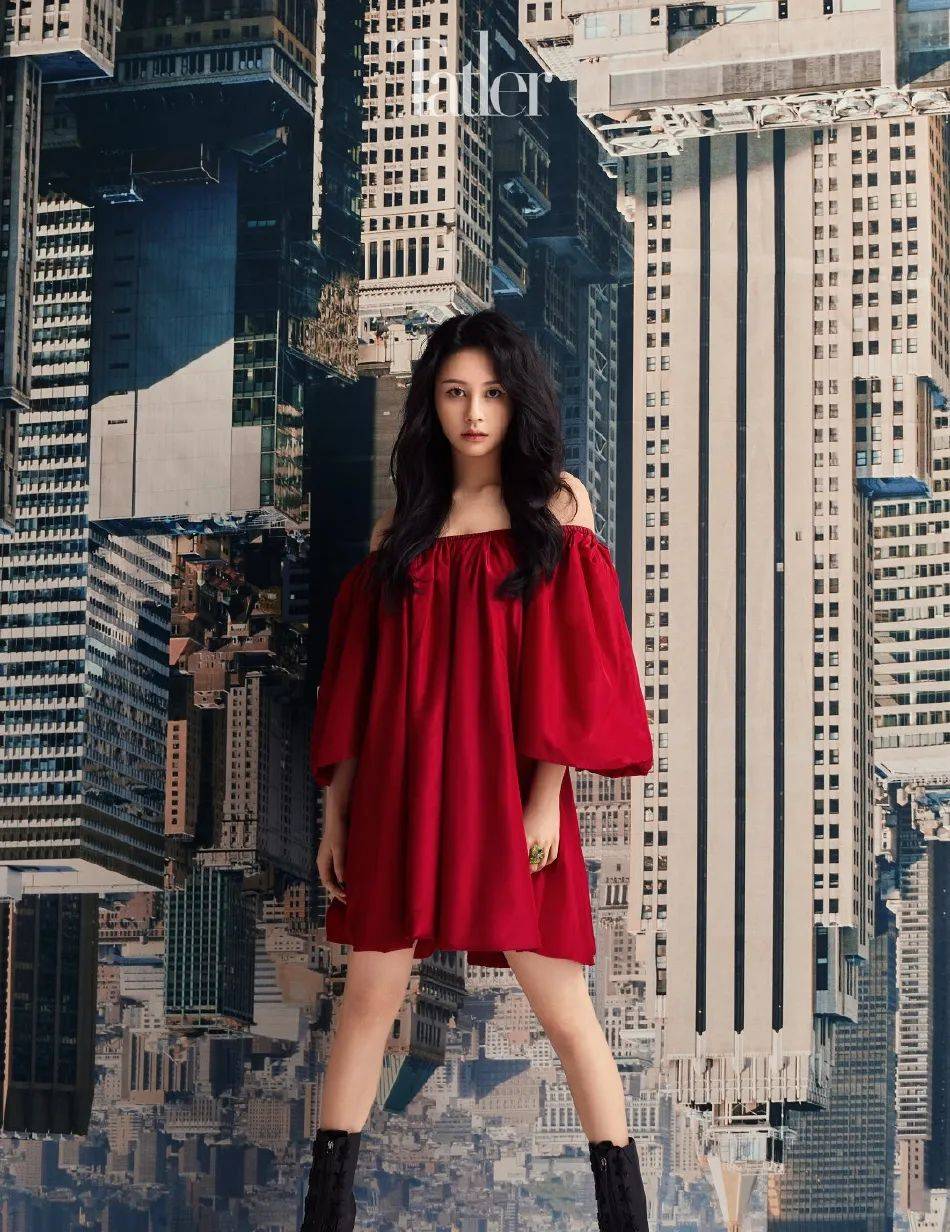 邱淑贞女儿沈月红衣写真！肤白貌美大长腿太性感火辣 时尚 第9张