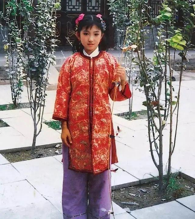 红楼梦十二钗排名顺序图片 来看看金陵十二钗谁好看